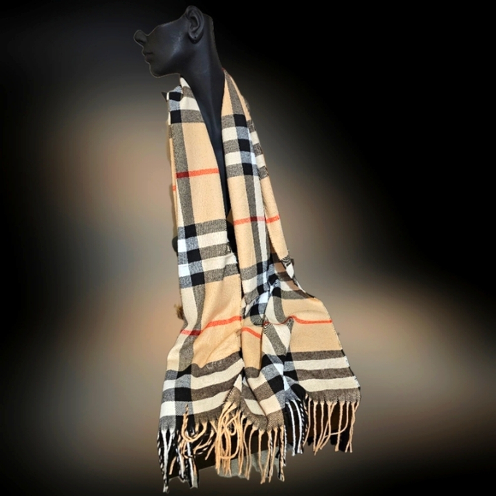Cashmere Scarf...NEW - Picture 2 of 6